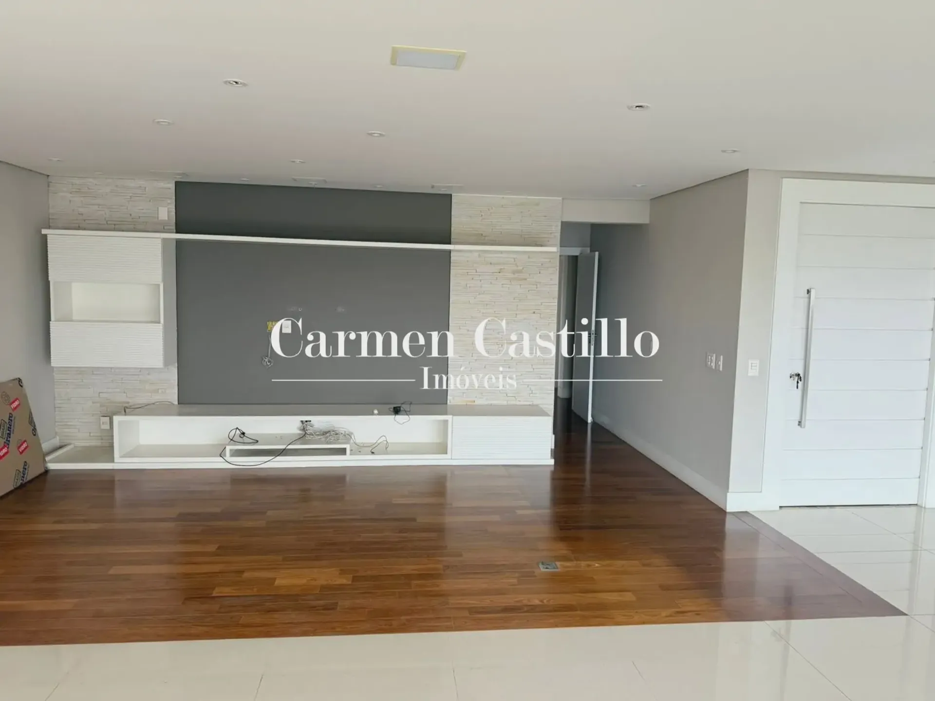 Imóvel para venda possui 240 metros quadrados com 4 quartos em Brooklin Paulista - São Paulo - SP